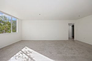 4501 Cedros Ave #217-12.jpg