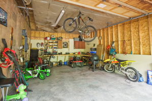  Photo 37