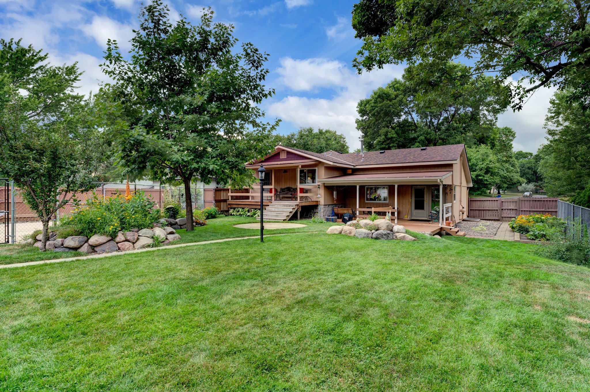 4501 Morris Ln, Bloomington, MN 55437, USA Photo 4