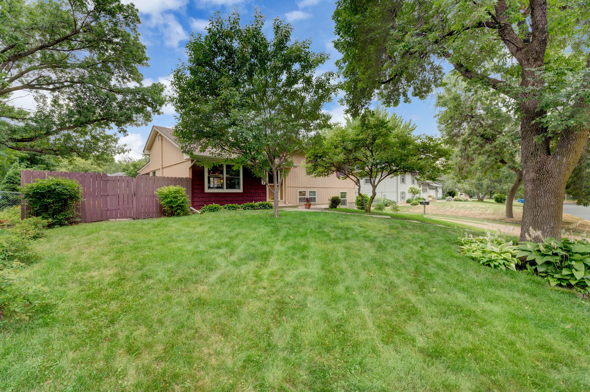 4501 Morris Ln, Bloomington, MN 55437, USA Photo 2