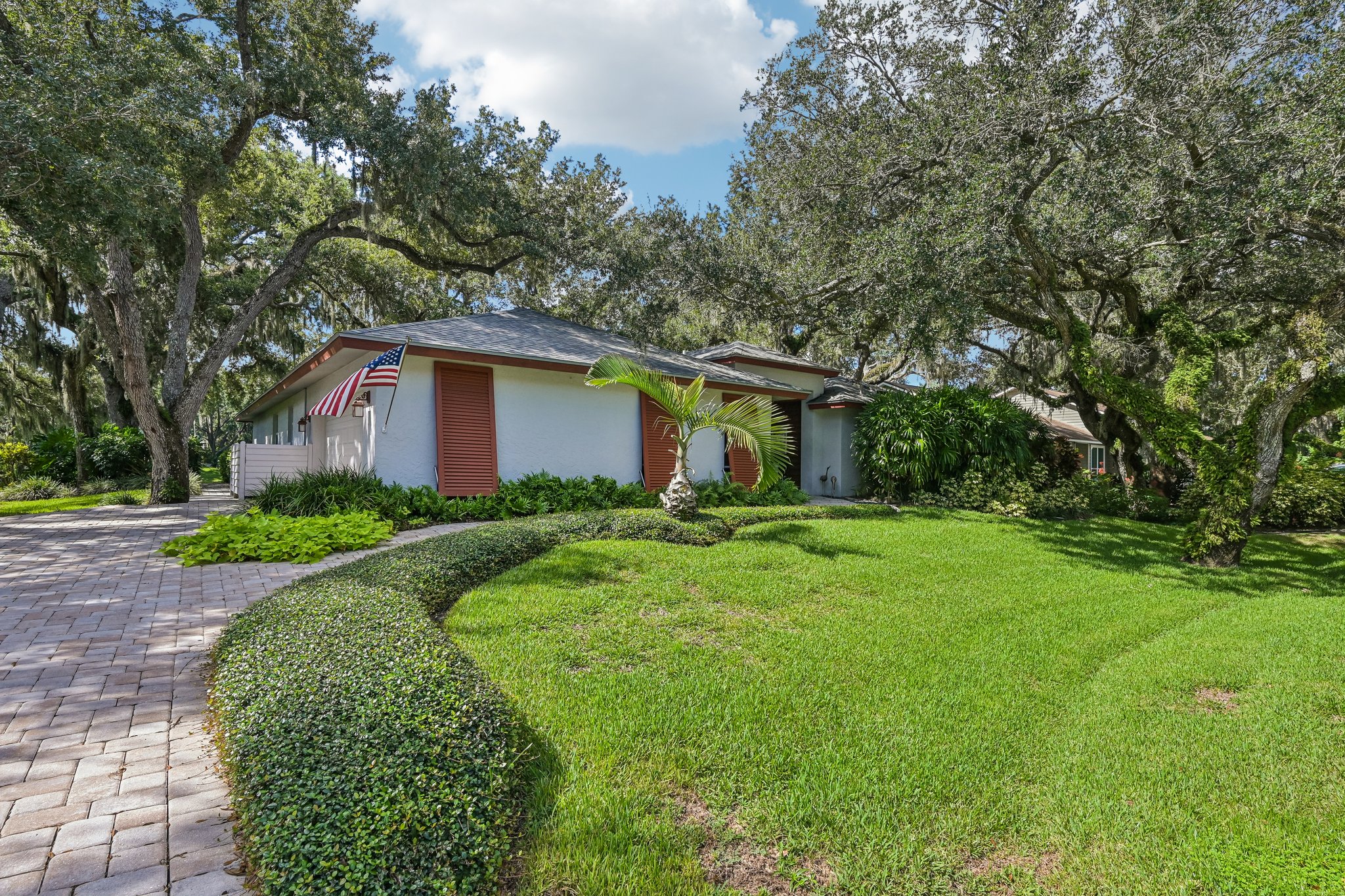 Friar Tuck Ln-S0209-002.jpg