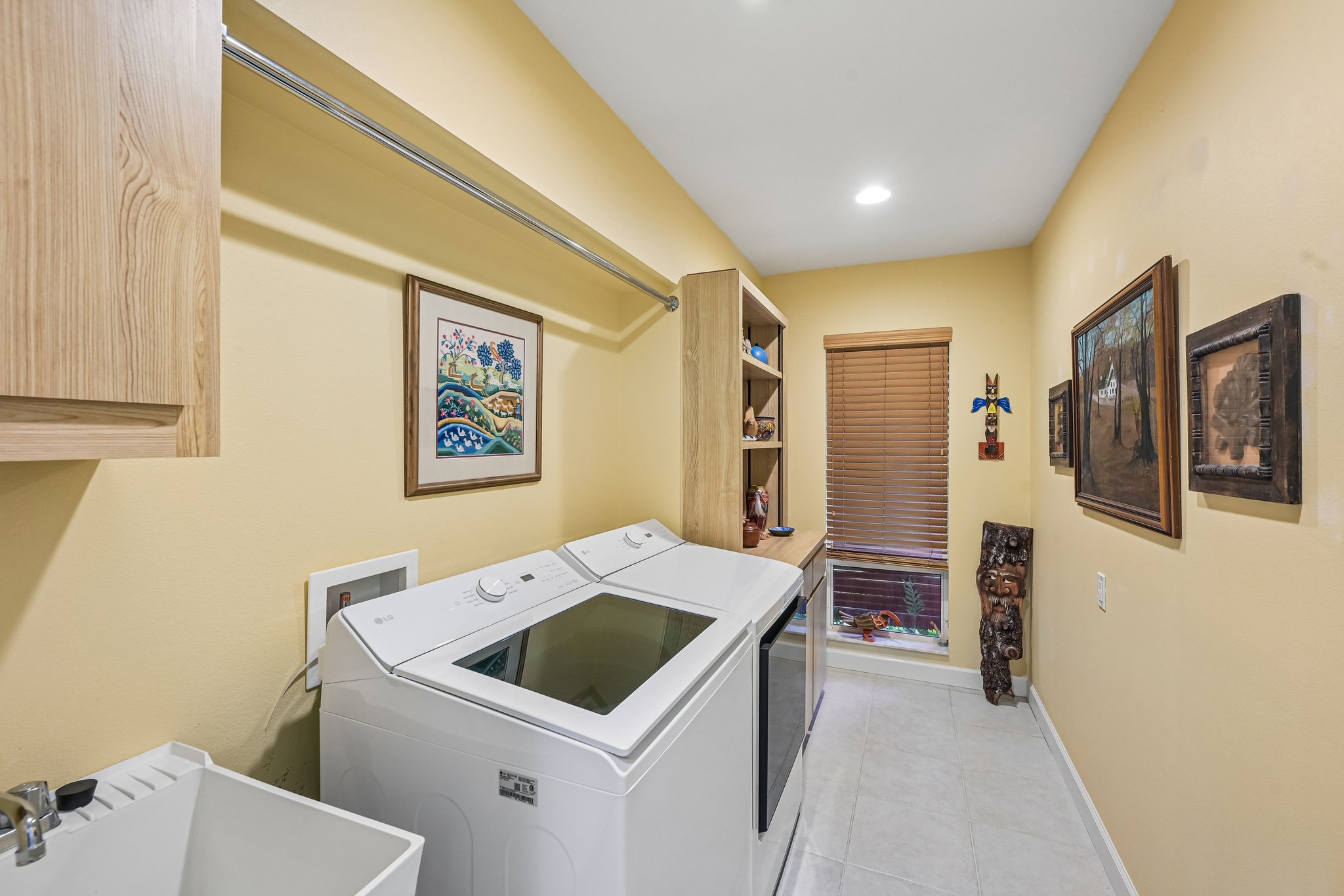 Friar Tuck Ln-S0209-036.jpg