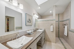 Friar Tuck Ln-S0209-032.jpg
