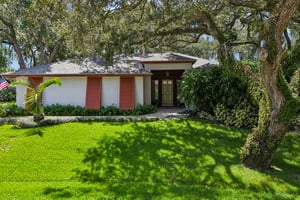 Friar Tuck Ln-S0209-051.jpg