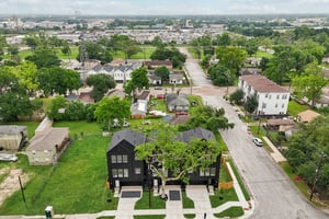 Terry St-L0805-006.jpg