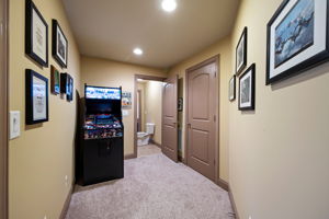  Photo 52