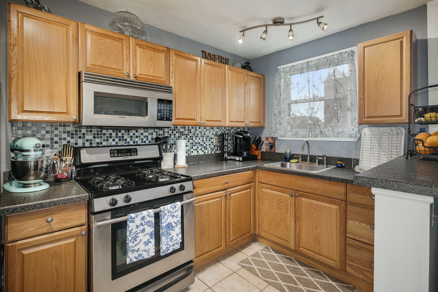  4503 Tudor St, Philadelphia, PA 19136, US Photo 10