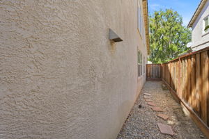 045_F8_4505 Steed Way