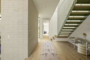  Photo 39