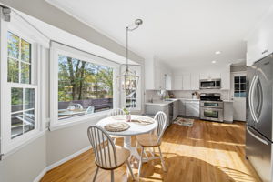 Kitchen/Breakfast Area