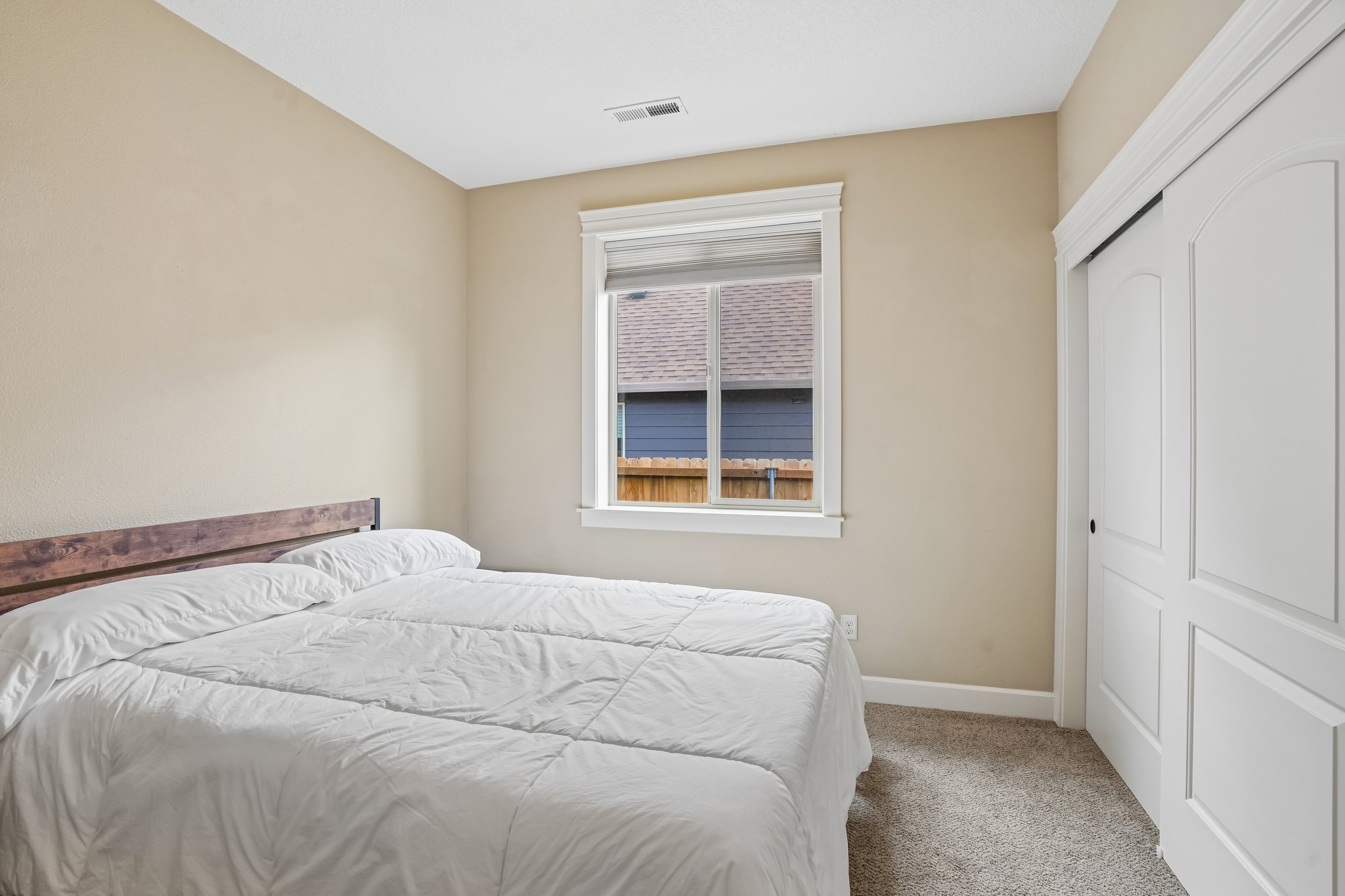 NE 121st St-S1006-040.jpg