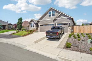 NE 121st St-S1006-002.jpg
