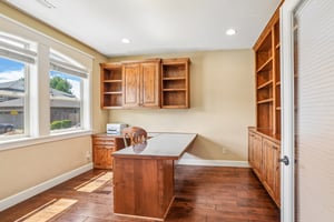 NE 121st St-S1006-027.jpg