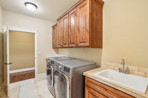 NE 121st St-S1006-032.jpg