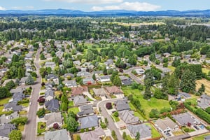 NE 121st St-S1006-070.jpg