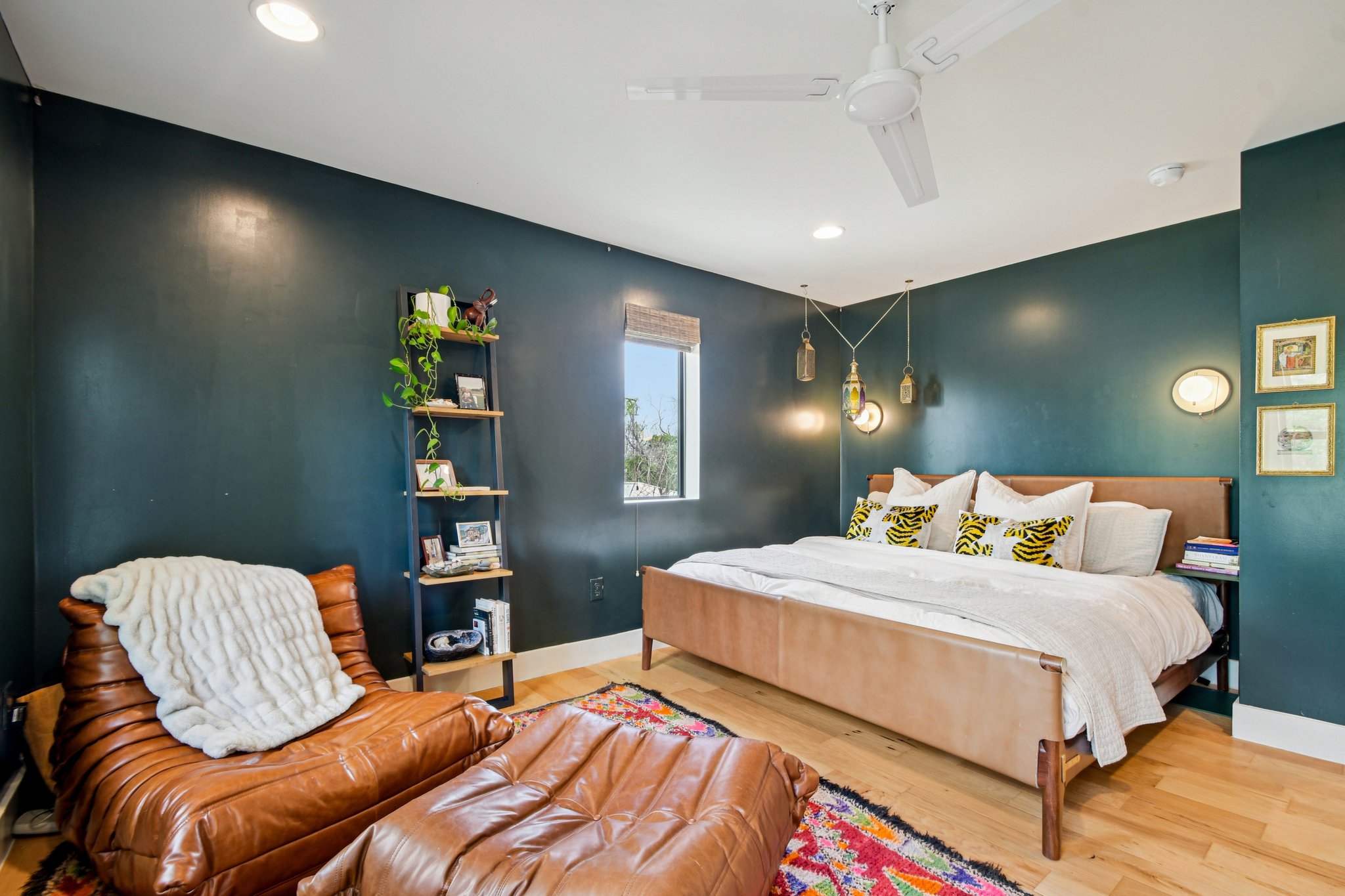 Russell Dr B-S2603-016.jpg