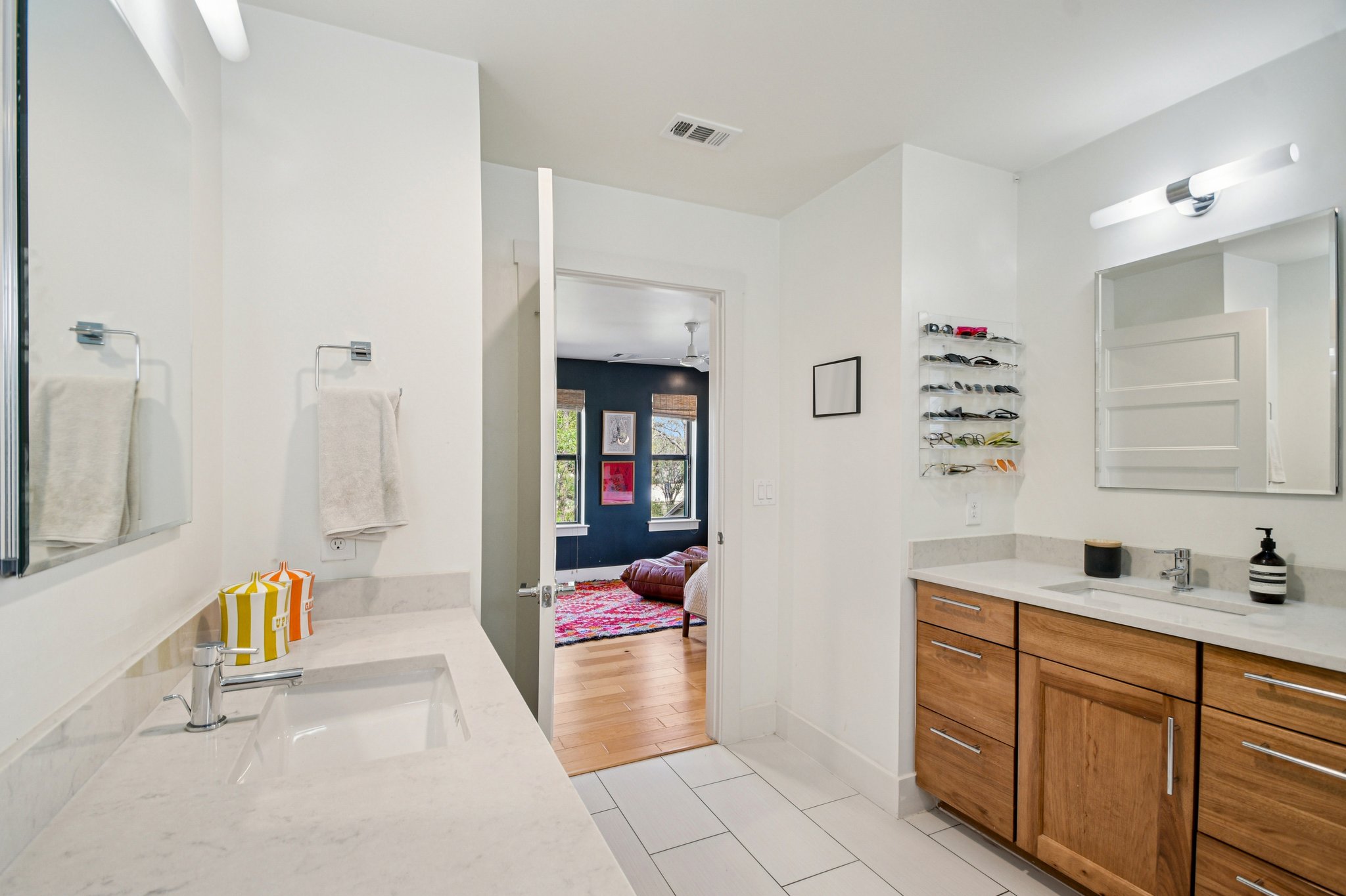 Russell Dr B-S2603-020.jpg