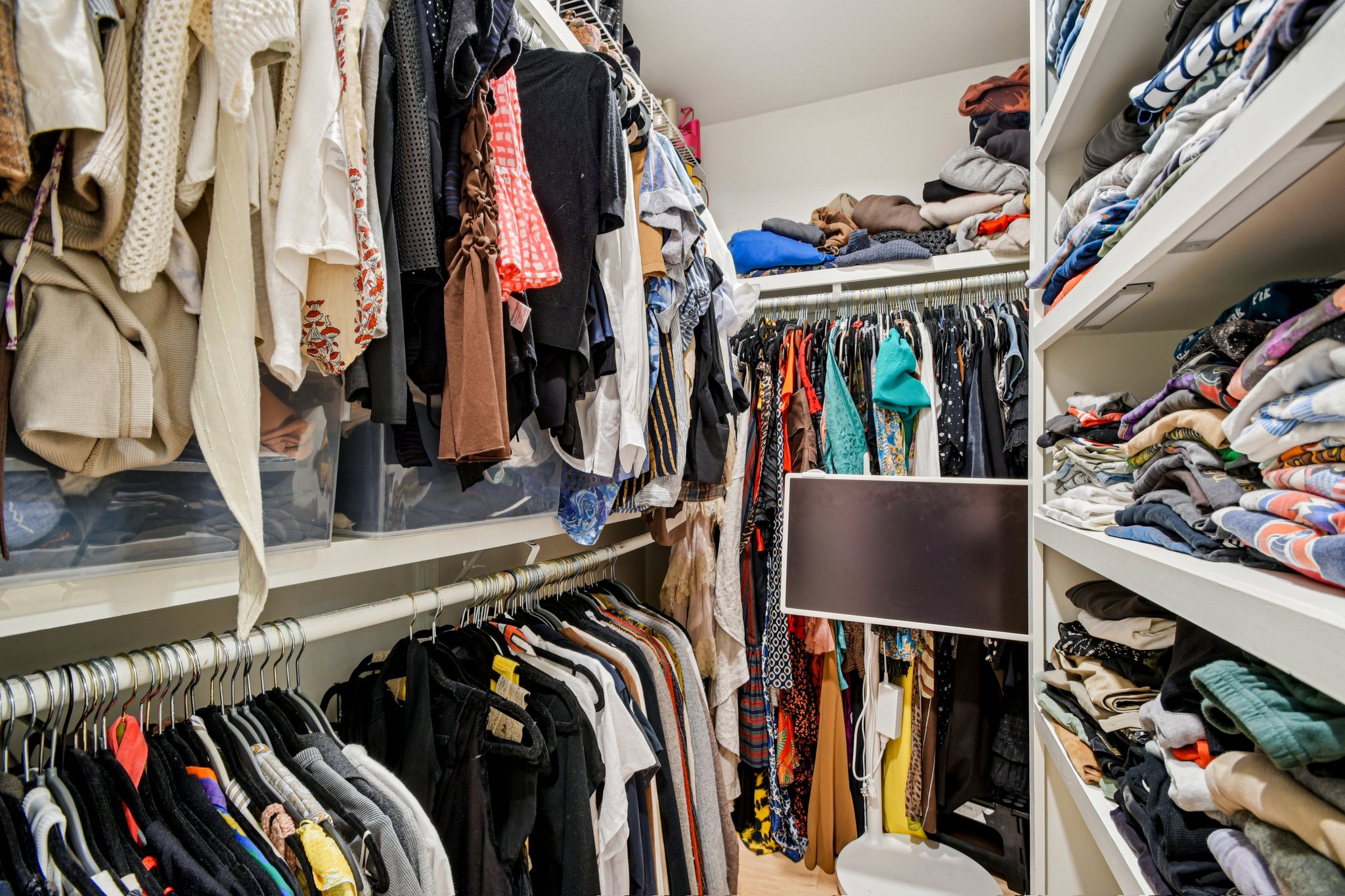 Russell Dr B-S2603-031.jpg