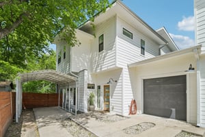 Russell Dr B-S2603-002.jpg