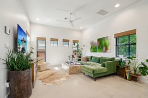 Russell Dr B-S2603-004.jpg