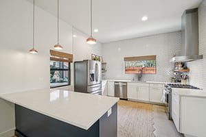 Russell Dr B-S2603-010.jpg