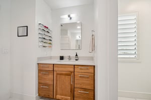 Russell Dr B-S2603-019.jpg