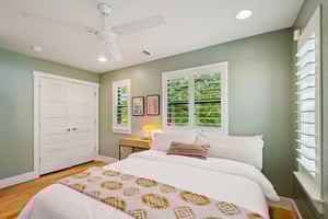 Russell Dr B-S2603-026.jpg