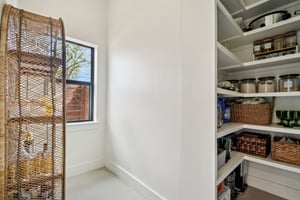 Russell Dr B-S2603-030.jpg