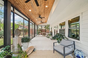 Russell Dr B-S2603-034.jpg