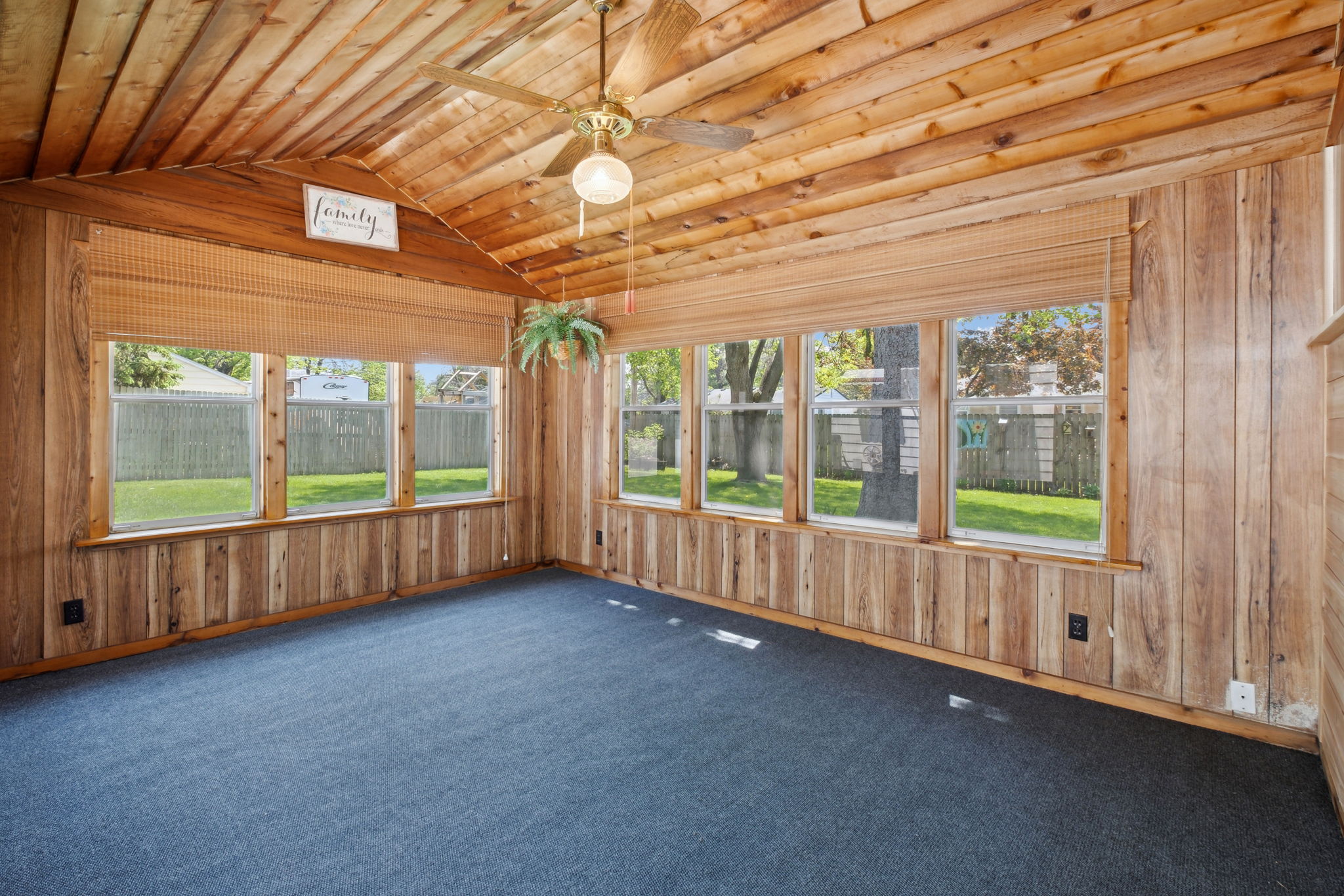 29_Interior