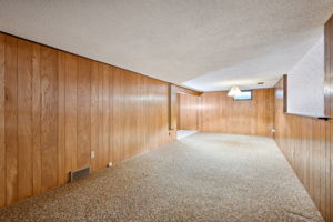 24_Interior