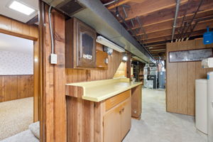 27_Interior