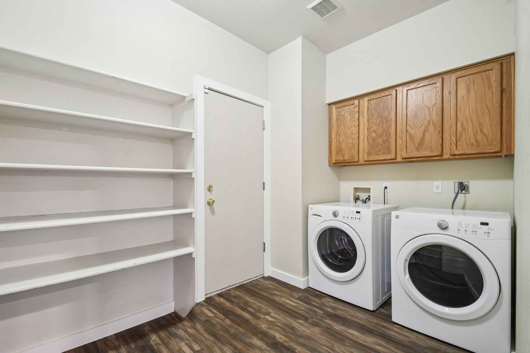 Chesney Ridge Dr-S1001-014.jpg