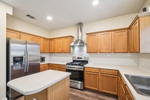 Chesney Ridge Dr-S1001-010.jpg