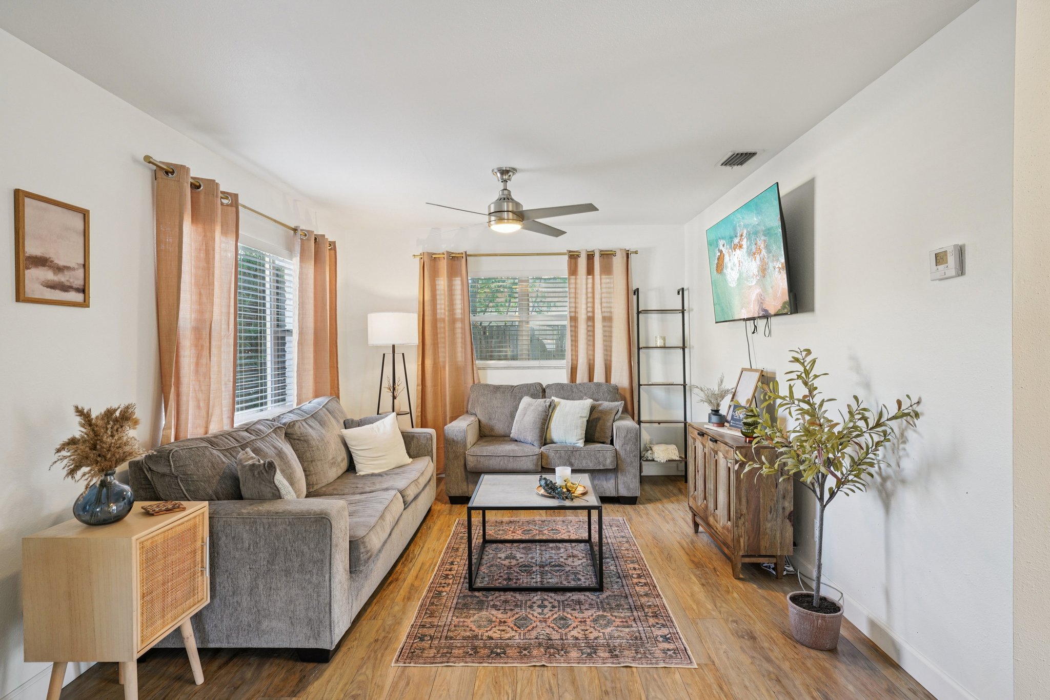 W Pearl Ave-S0302-006.jpg