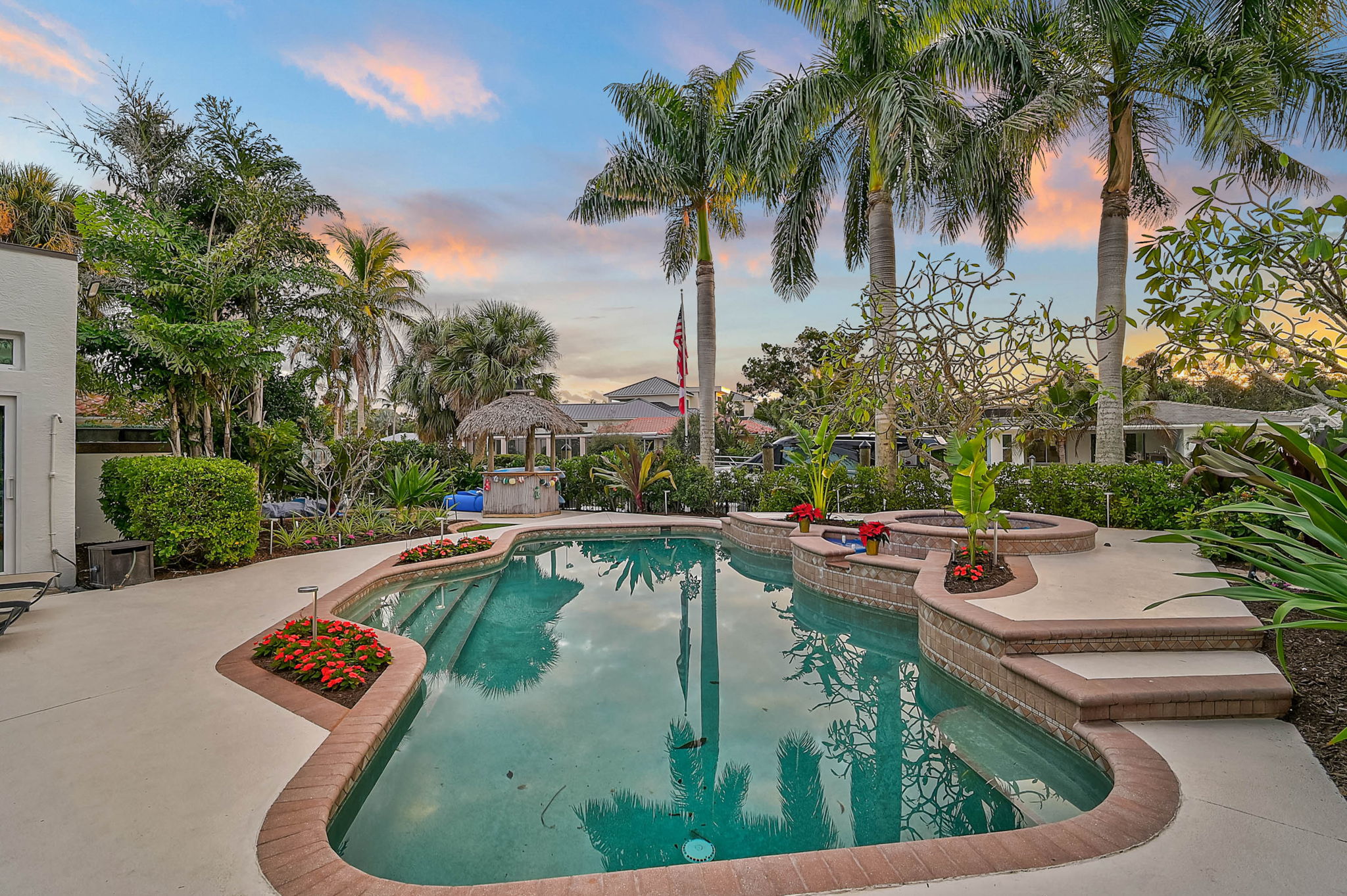 4508 Woodside Rd - Twilight-24