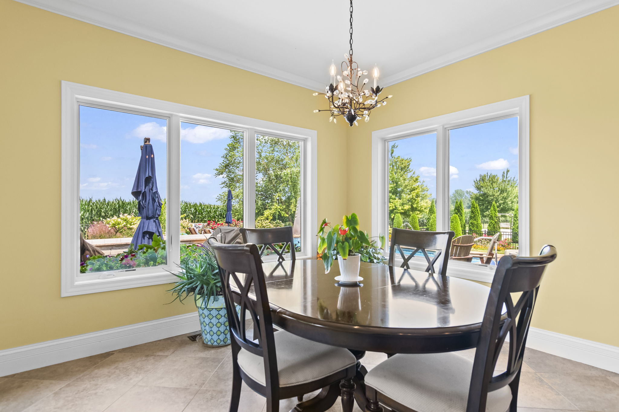 Breakfast Nook