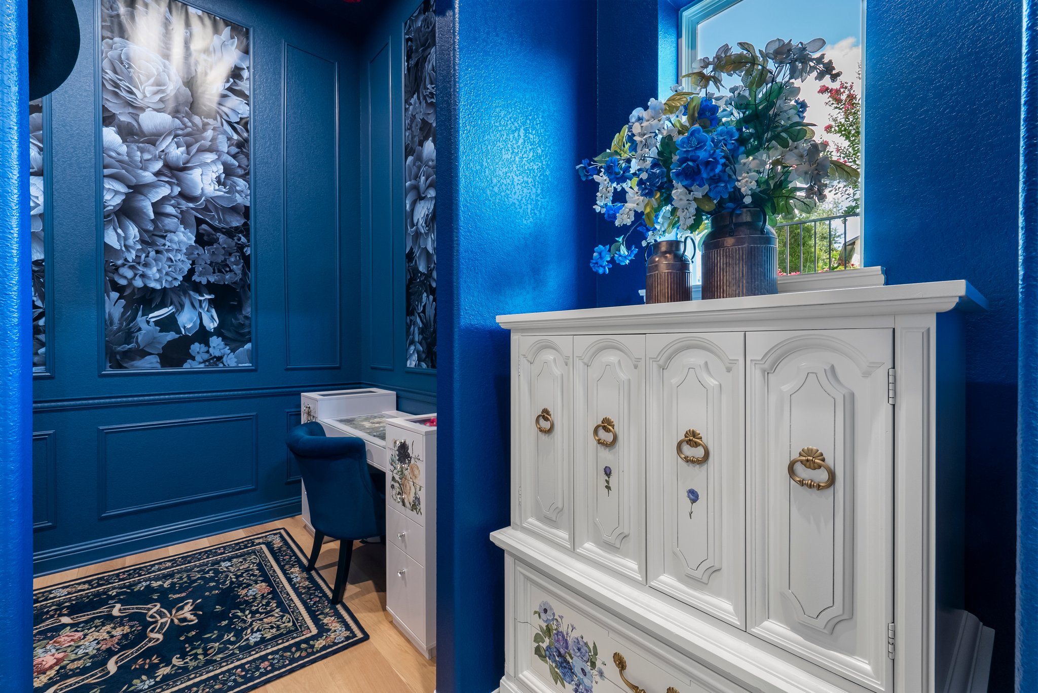 Primary Bedroom Closet