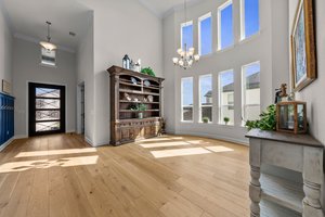Foyer/Dining Room