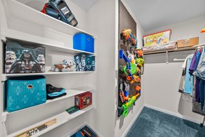 Bedroom 4 Closet