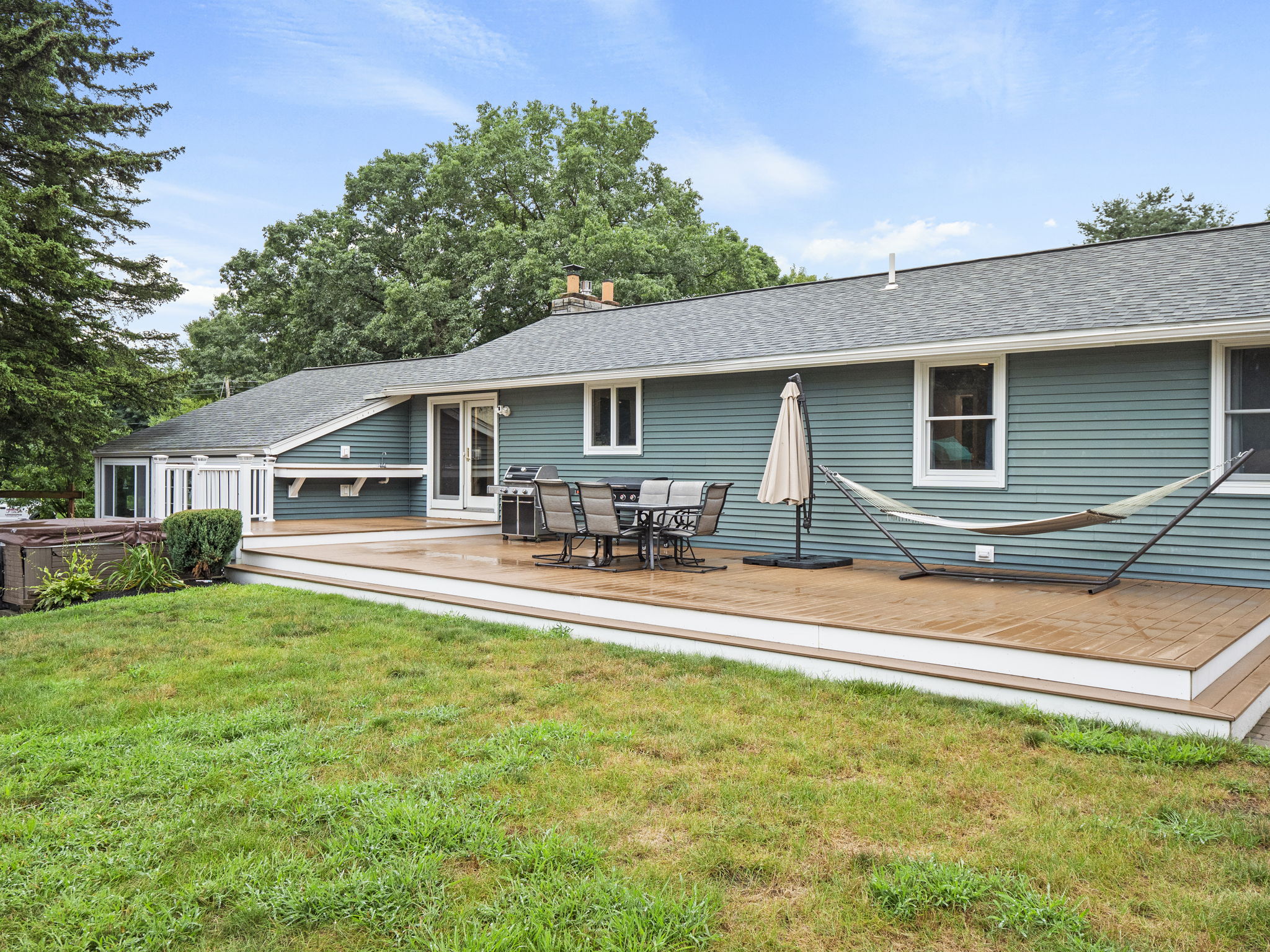 451 Dunstable Rd, Tyngsborough, MA 40