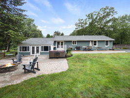 451 Dunstable Rd, Tyngsborough, MA 38