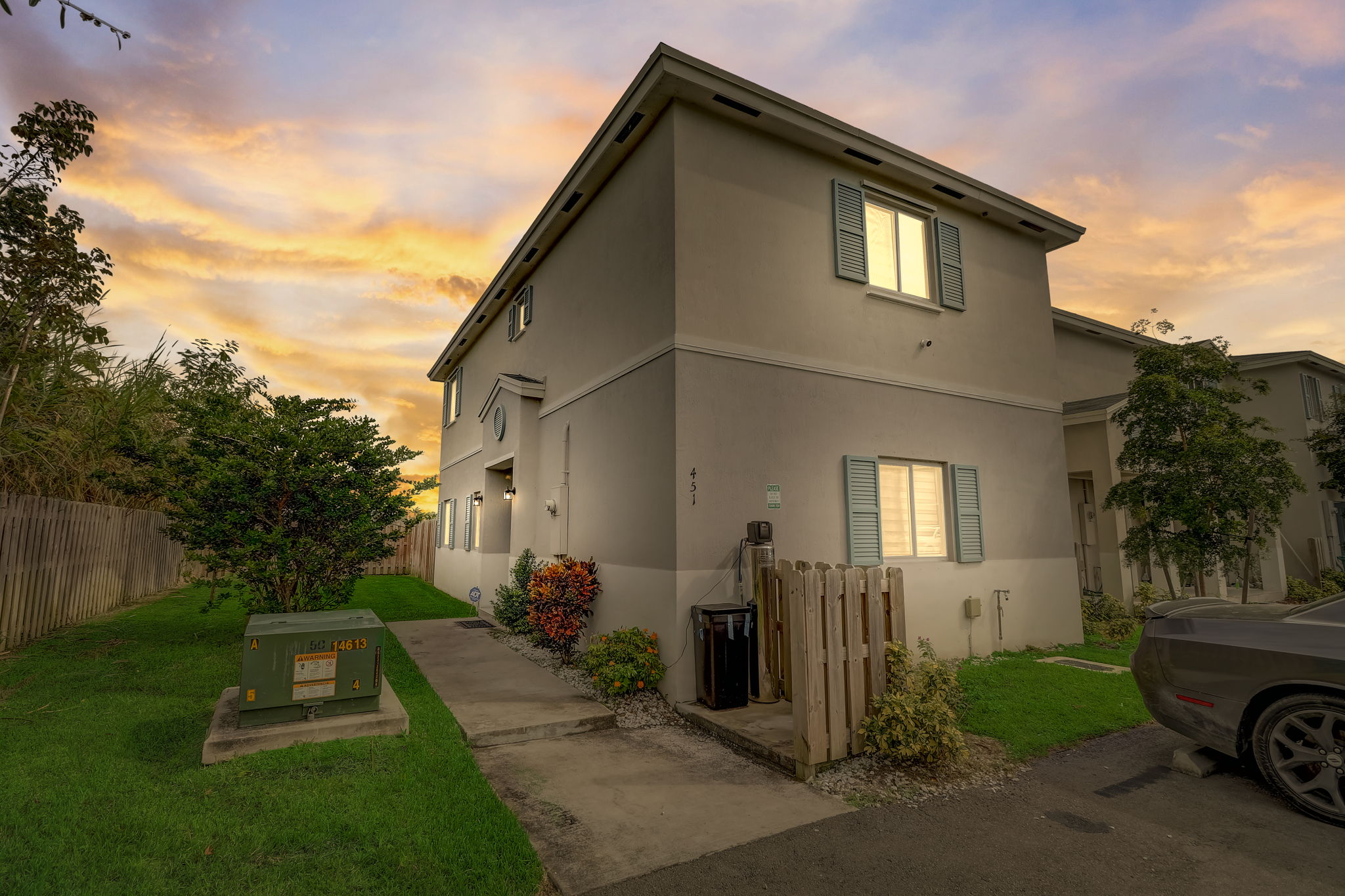 NW 12 AVE - VT-001