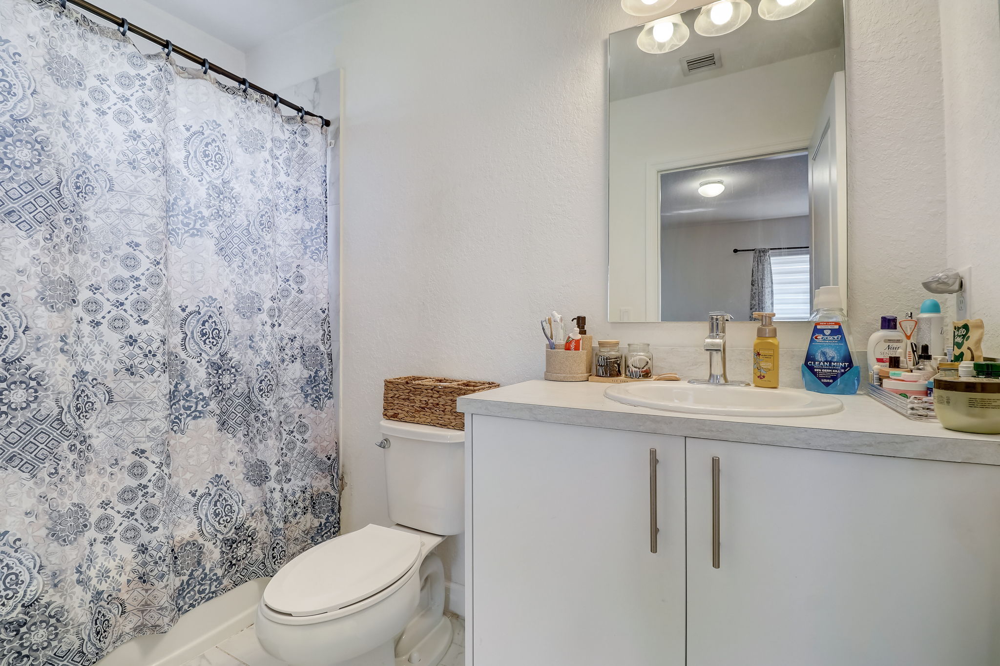 NW 12 AVE-022