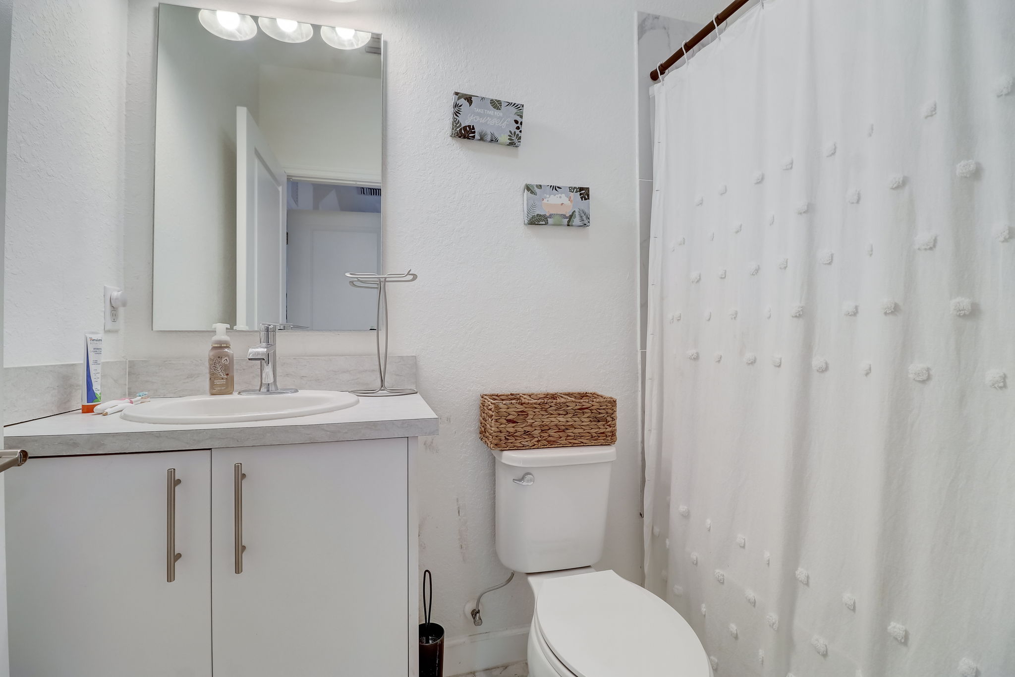 NW 12 AVE-024