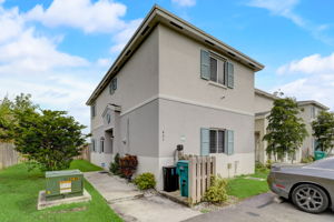 NW 12 AVE-002