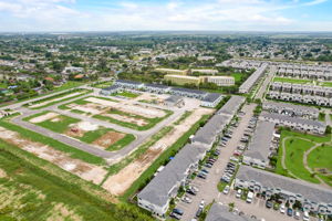 NW 12 AVE-035