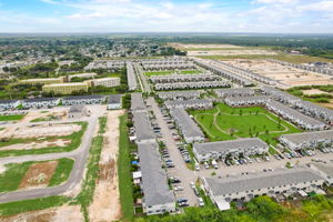 NW 12 AVE-036