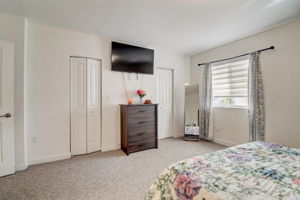 NW 12 AVE-021