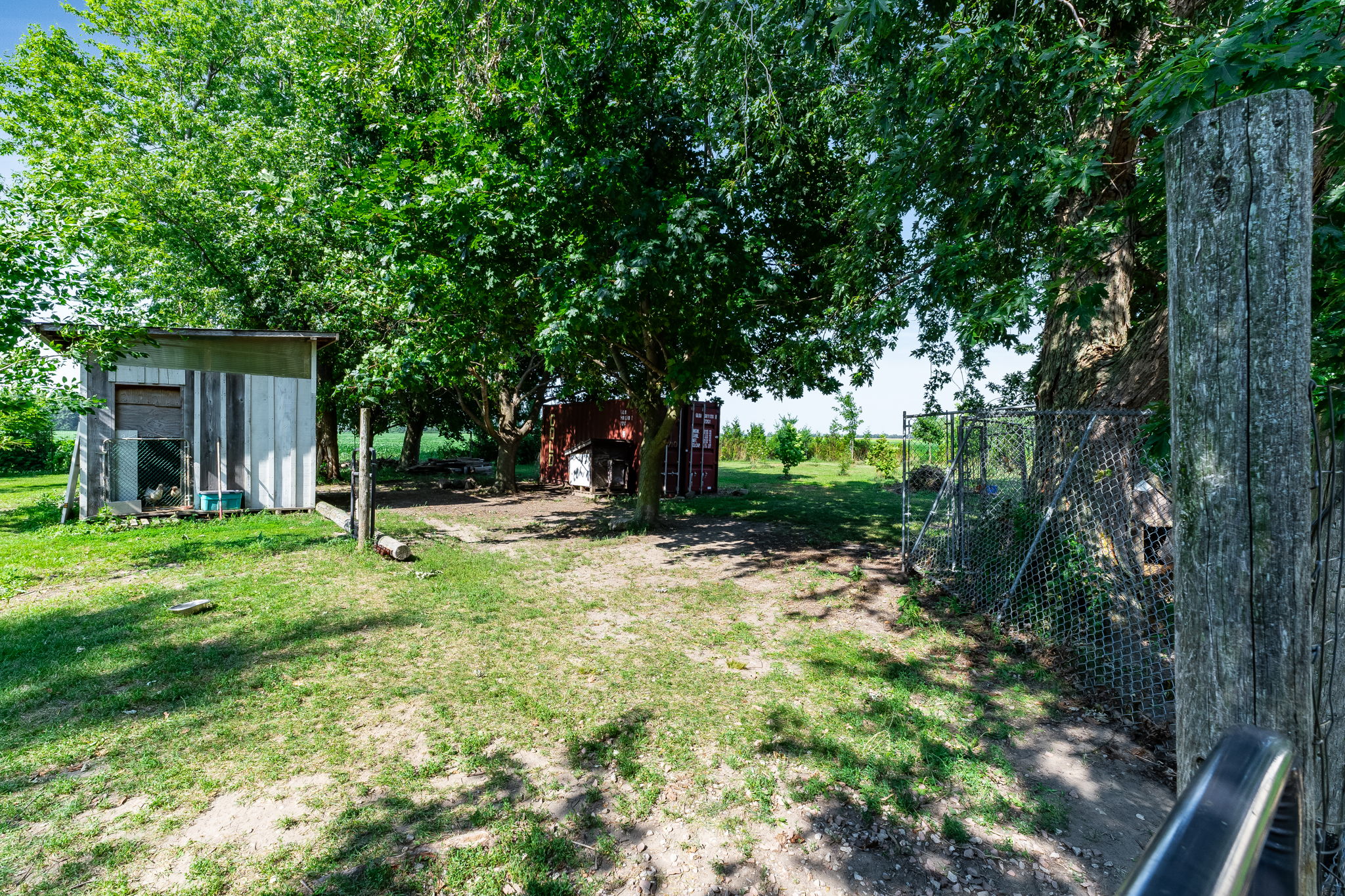  Photo 40